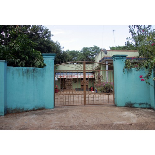 Vết cháy trong khu vườn chứa tro cốt ở nhà bí thư xã Vết cháy trong khu vườn chứa tro cốt ở nhà bí thư xã