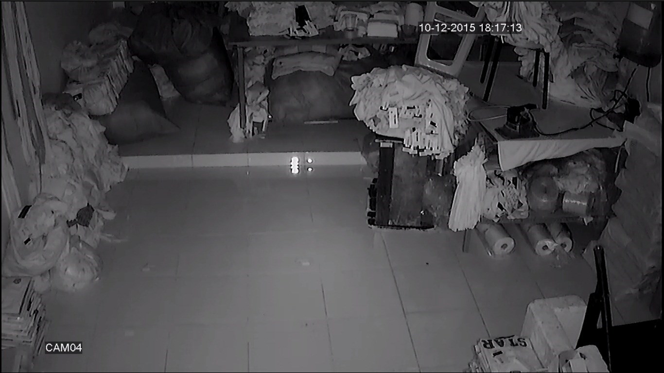 Hình ảnh lắp đặt camera xem ban đêm hồng ngoại Hình ảnh lắp đặt camera xem ban đêm hồng ngoại